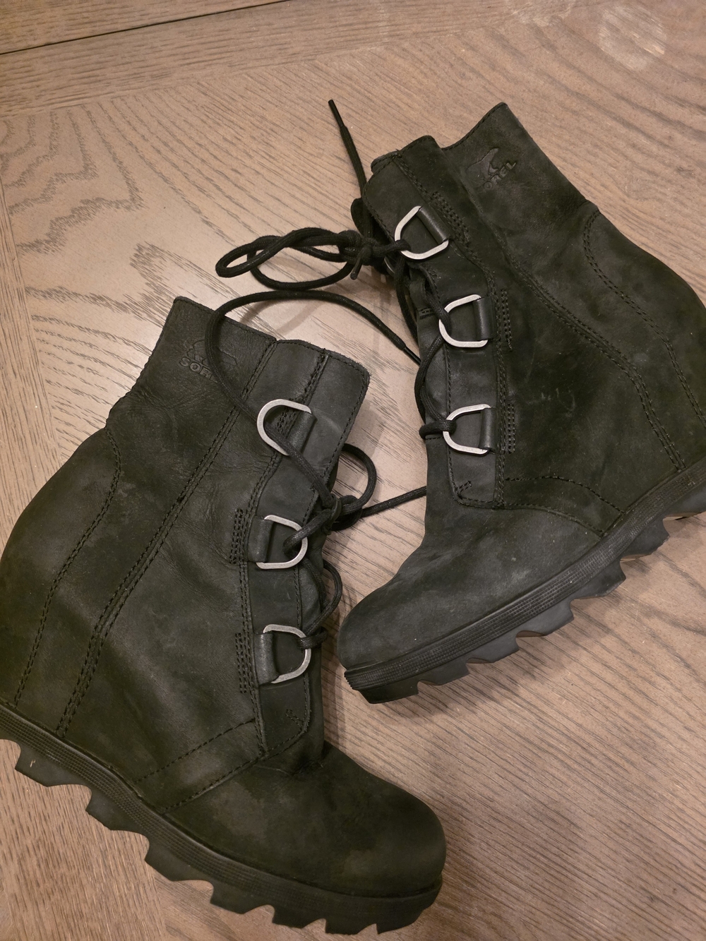 Sorel Joan Of Arctic II Black Lace-Up Wedge Suede Cold Weather Boots Sz 8.5/39